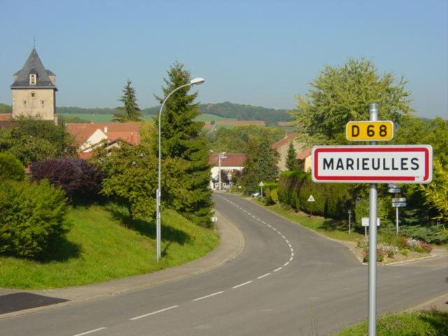 Chambres d'hôtes Les Coquelicots Marieulles Exterior foto
